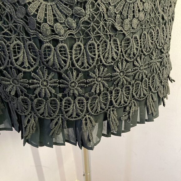 Collen Lopez Lace Top, EUC, Size L - Picture 7 of 12